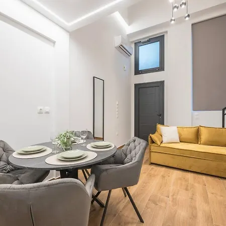Loft Apartment *